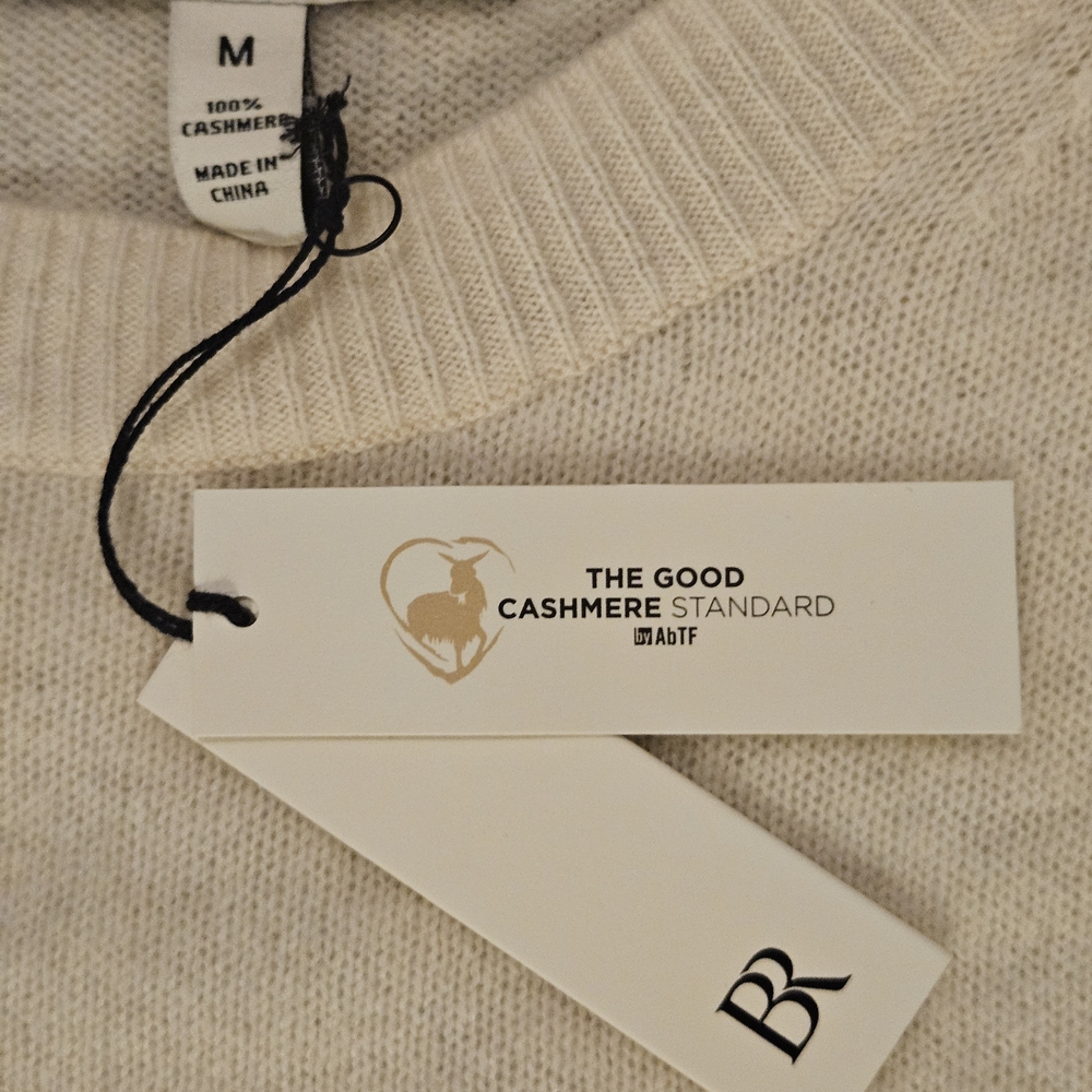 NWT Pristine Banana Republic  Soft Cream 100% Cashmere Sweater- Size M - Picture 5 of 10